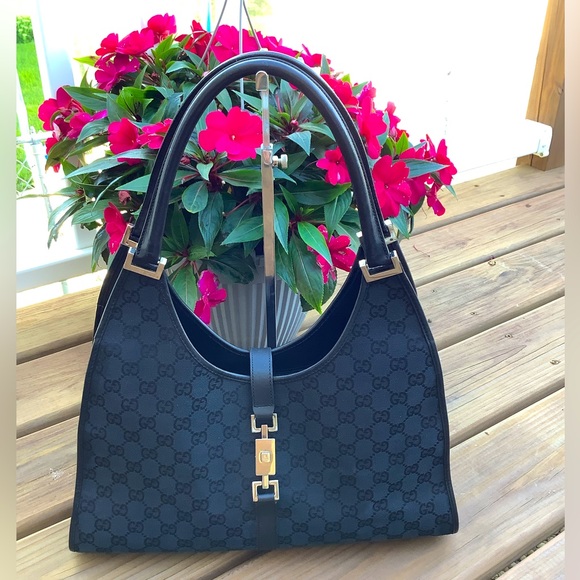 GUCCI GG monogram shoulder bag🔥🔥 - Picture 2 of 16